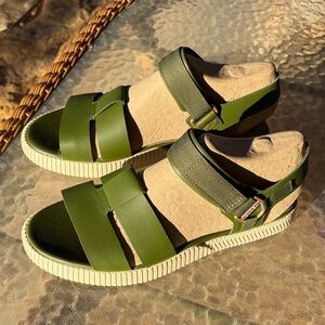 Sorel Olive Green Strappy Sandals